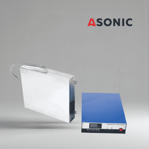 ASONIC IND-PLATE индустриална ултразвукова потапяща се плоча, осигуряваща мощно и равномерно почистване в големи ултразвукови резервоари.